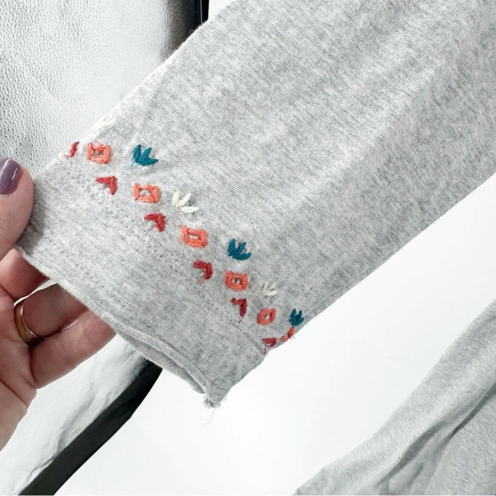 ✅ Soft Surroundings SIZE Small Floral Embroidered MidGray Embroidered‎ Dress